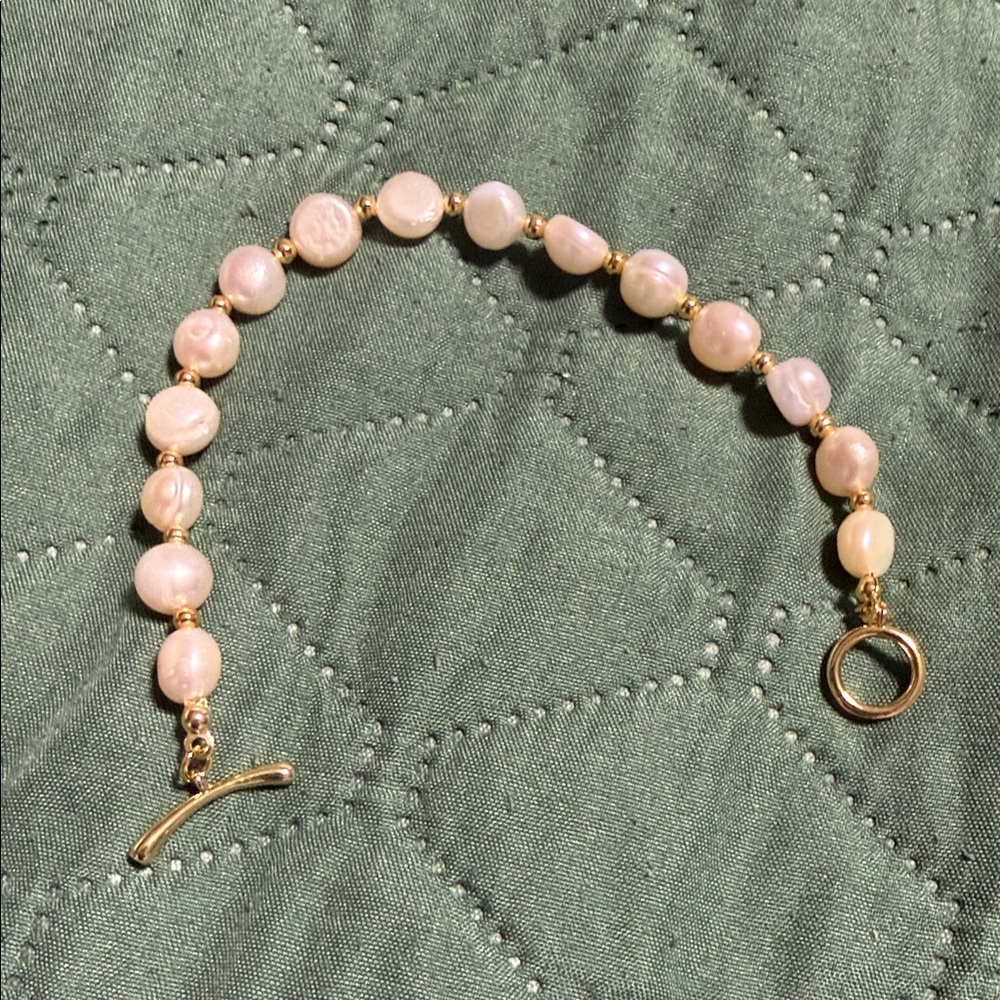 Gold plated and white  Freshwater Pearl Bracelet - Women Jewelry